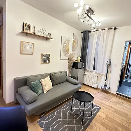Amazing House Near To Saint Lazar And Lafayette! Apartment Paris
