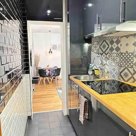 Amazing House Near To Saint Lazar And Lafayette! Apartment Paris